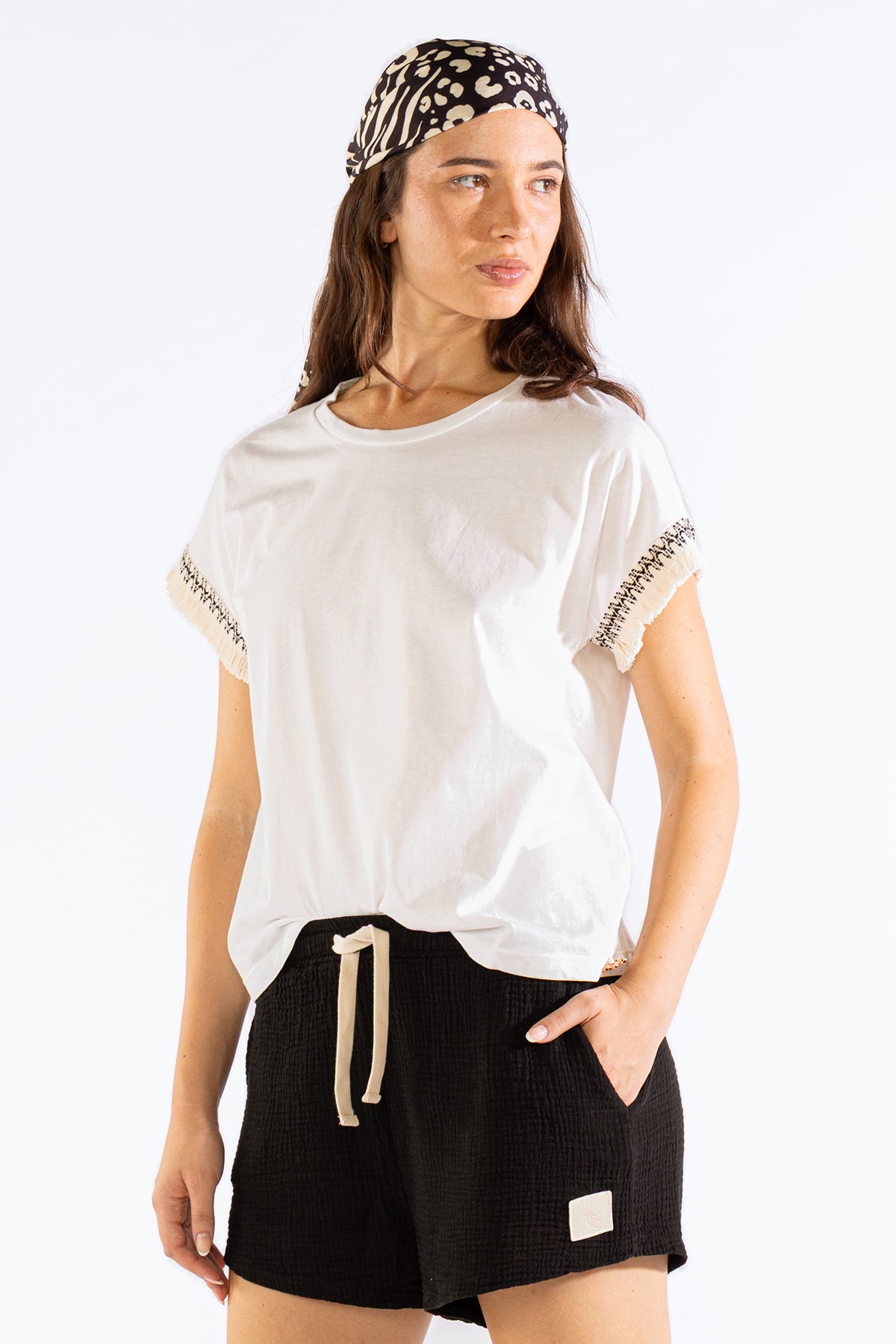 Fringes Tee en Crema