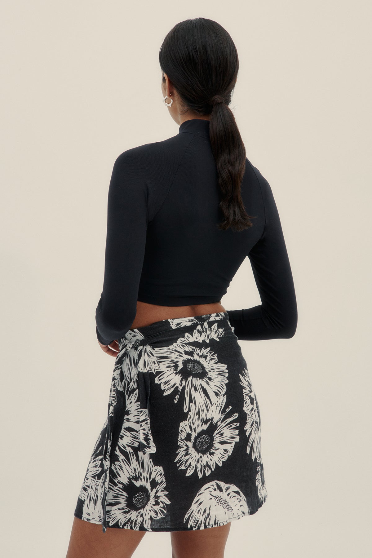 Black Rib Crop Top