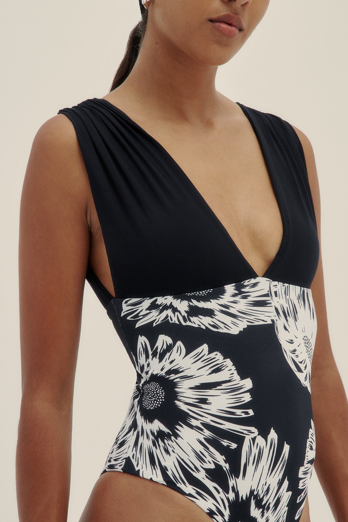 Jelly Black Moni One Piece - Polonio