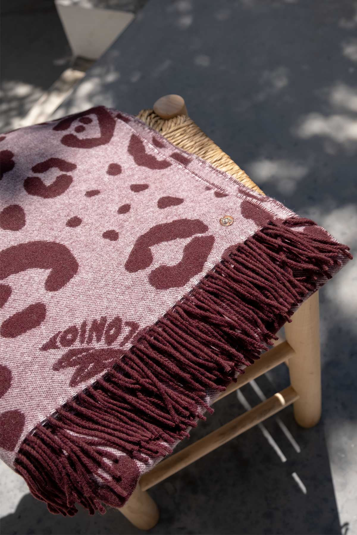 Manta Cashmere Spotted