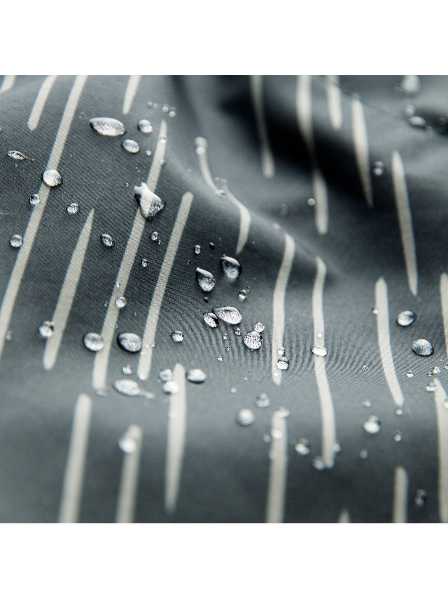 Short de Baño Runner Rains Negro - Polonio Uruguay