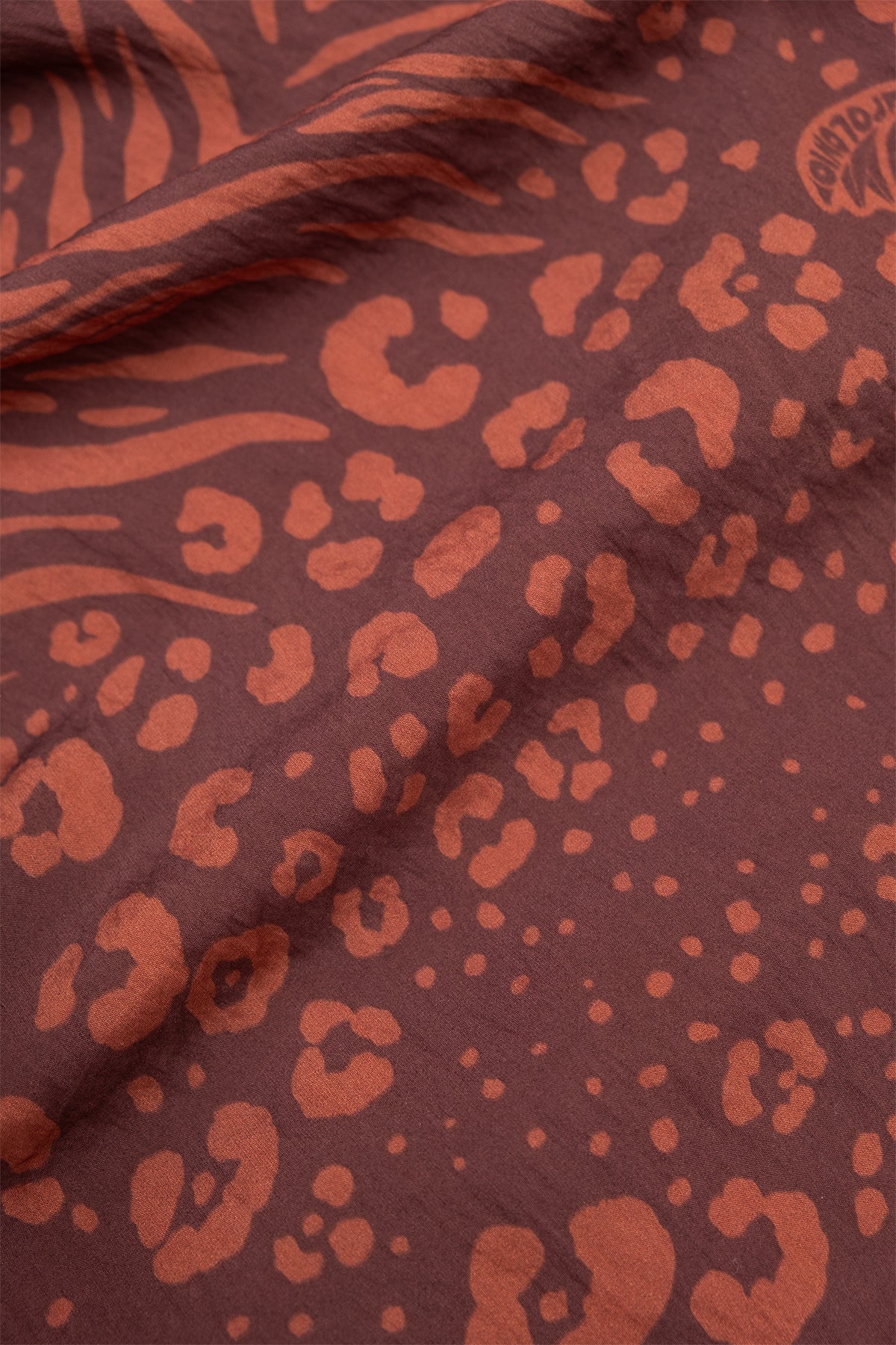 Camisa Flo Feline Chocolate