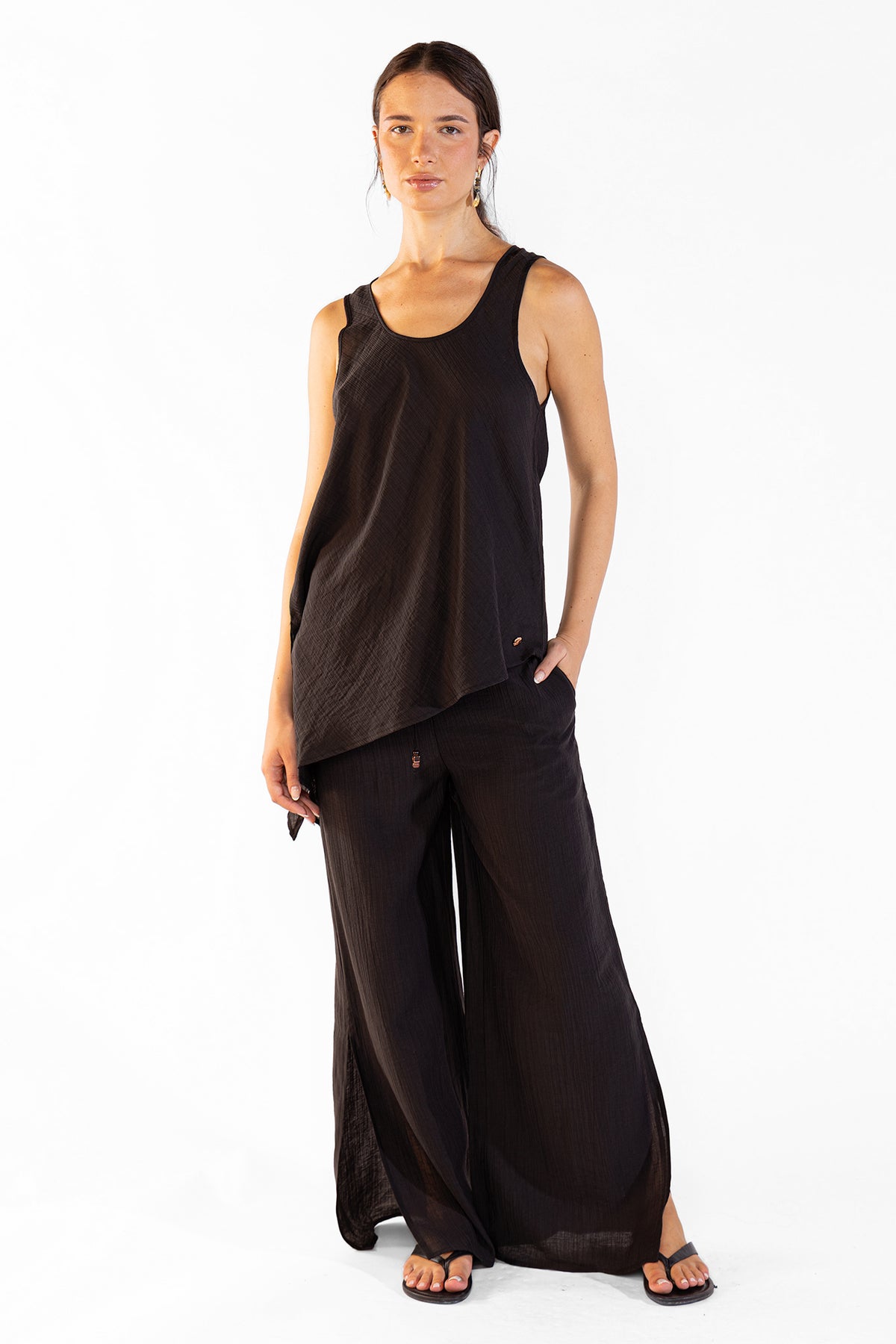 Top Mila Black Tops y Camisas Polonio UY