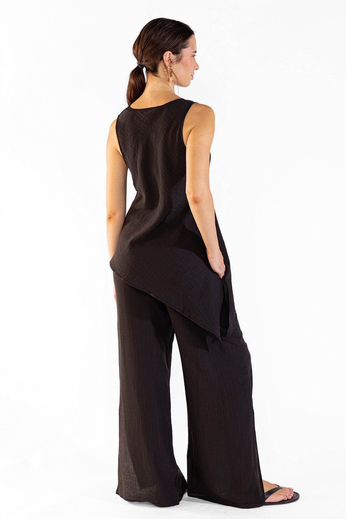 Top Mila Black Tops y Camisas Polonio UY