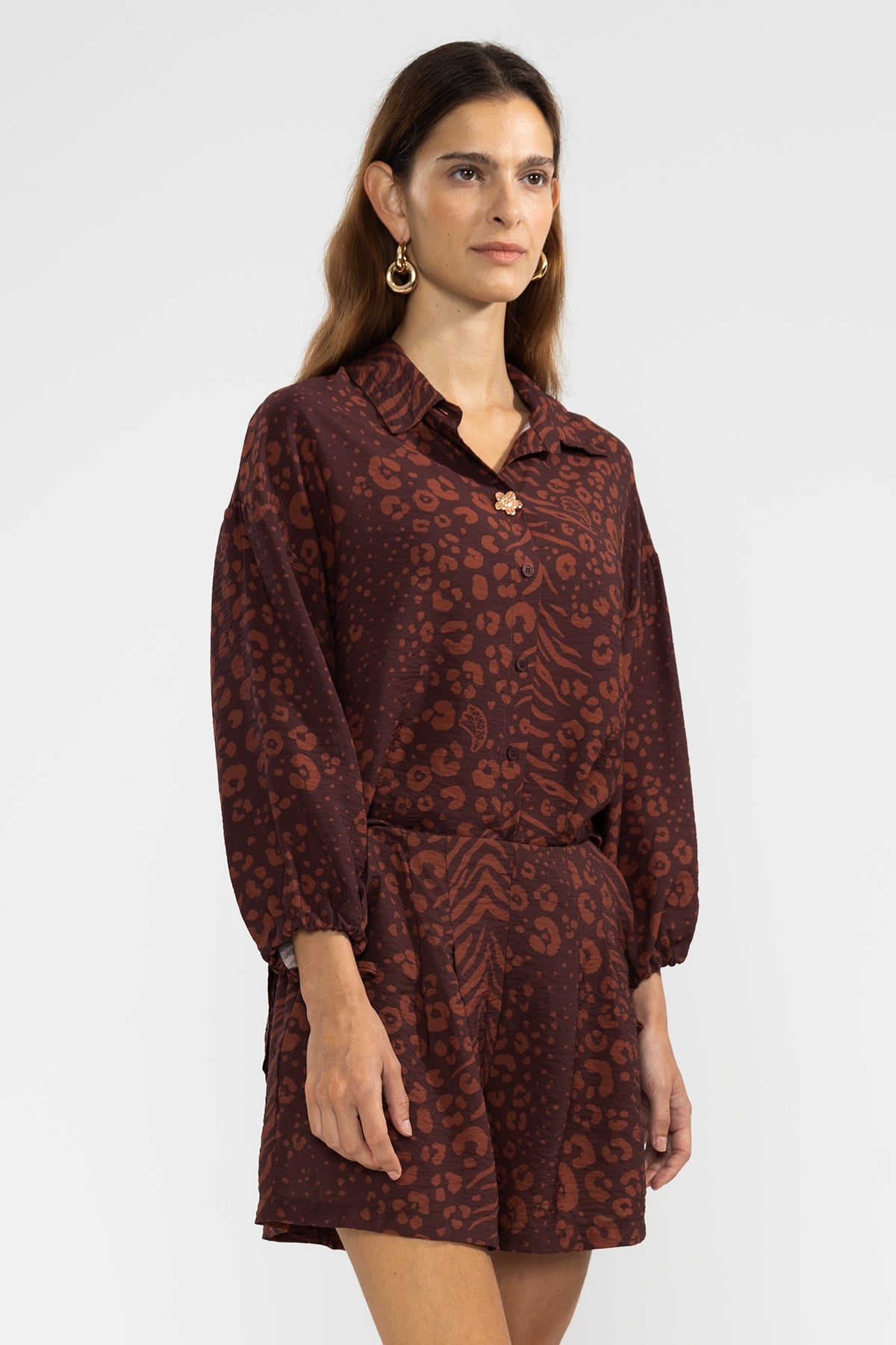 Camisa Flo Feline Chocolate